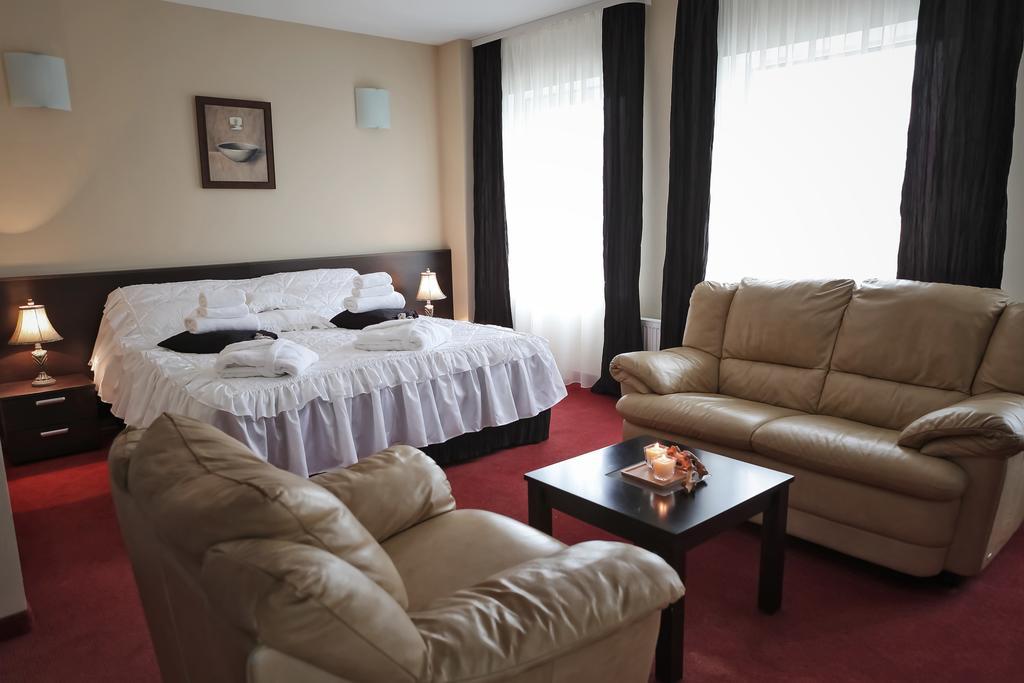 Hotel Palma Mažeikiai 외부 사진