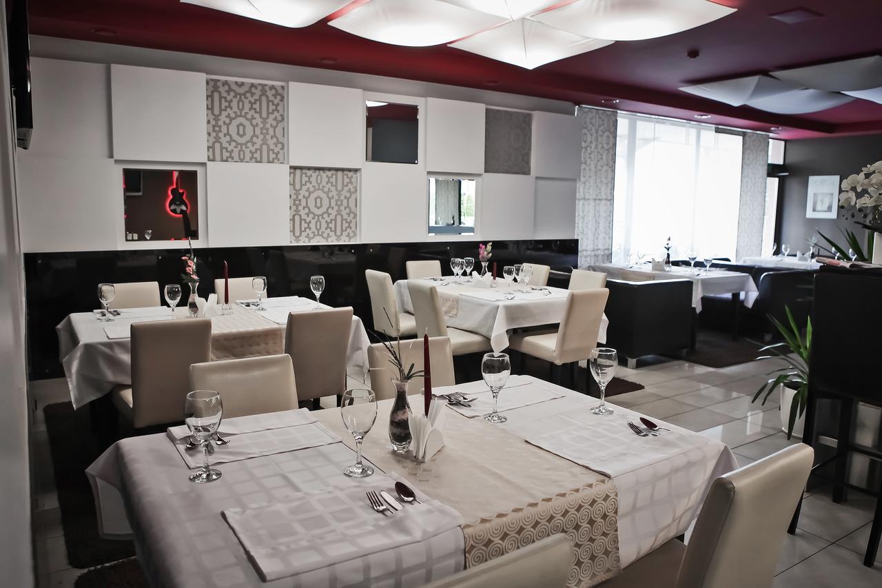 Hotel Palma Mažeikiai 외부 사진
