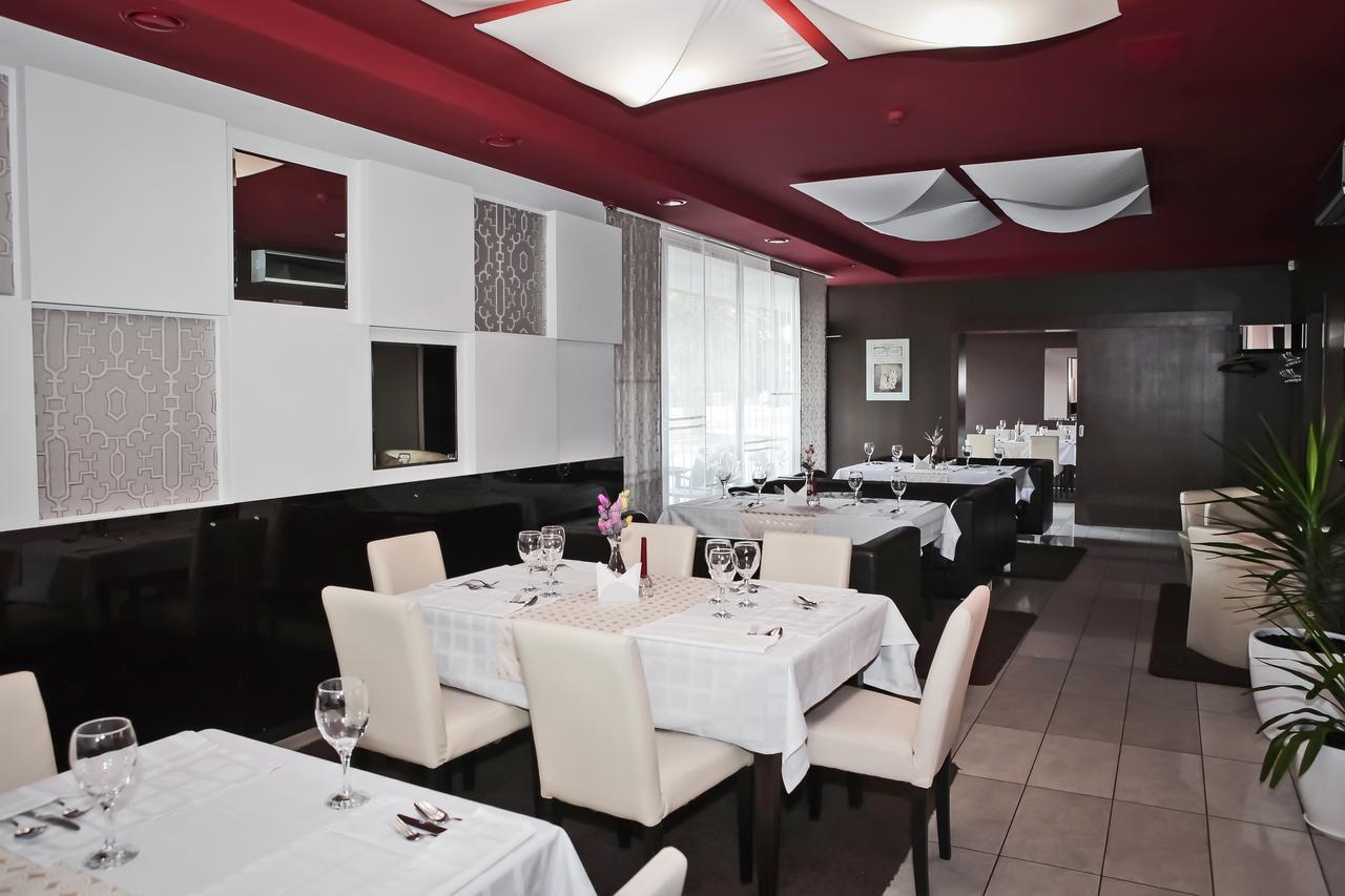 Hotel Palma Mažeikiai 외부 사진