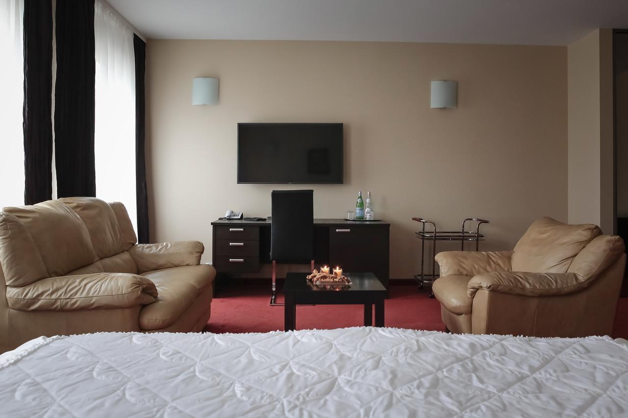 Hotel Palma Mažeikiai 외부 사진